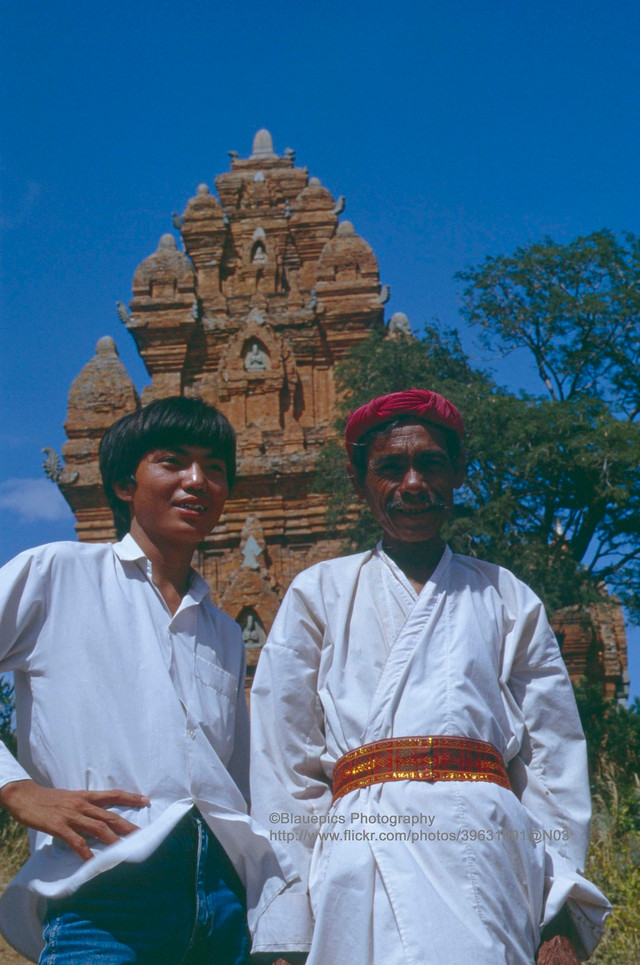 Phan Rang và Nha Trang năm 1993 cực thơ mộng qua ống kính khách Đức - Hình 4 Phan Rang va Nha Trang nam 1993 cuc tho mong qua ong kinh khach Duc-Hinh-4