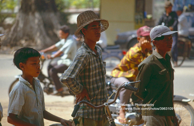 Cuộc sống ở thủ đô Campuchia ba thập niên trước cực đặc biệt - Hình 10 Cuoc song o thu do Campuchia ba thap nien truoc cuc dac biet-Hinh-10