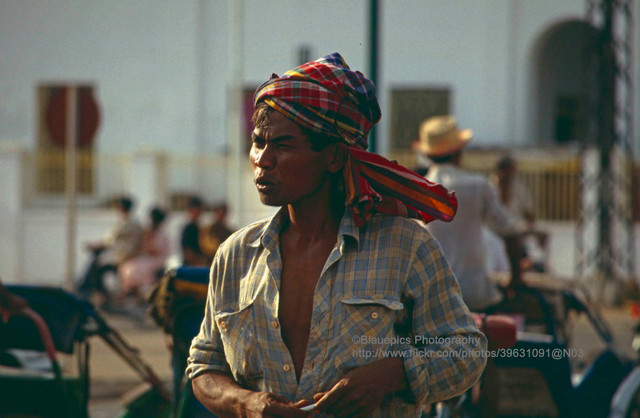 Cuộc sống ở thủ đô Campuchia ba thập niên trước cực đặc biệt - Hình 6 Cuoc song o thu do Campuchia ba thap nien truoc cuc dac biet-Hinh-6