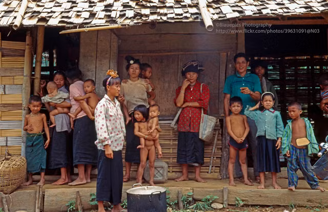 Loat anh hiem ve Lai Chau nam 1998 qua ong kinh du khach Duc-Hinh-5