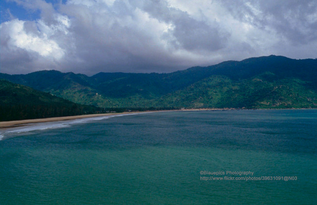 Loạt ảnh ghi lại hành trình từ Nha Trang đi Huế năm 1993 của khách Tây - Hình 3 Loat anh ghi lai hanh trinh tu Nha Trang di Hue nam 1993 cua khach Tay-Hinh-3