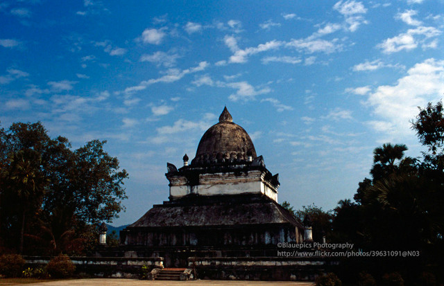 Cố đô Luang Prabang của Lào năm 1996 đẹp cổ xưa - Hình 9 Co do Luang Prabang cua Lao nam 1996 dep co xua-Hinh-9