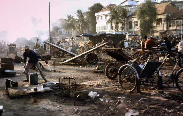 Loạt ảnh sinh động về đất nước Campuchia năm 1990 - Hình 9 Loat anh sinh dong ve dat nuoc Campuchia nam 1990-Hinh-9