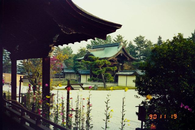 Khoảnh khắc mùa thu tuyệt đẹp ở Kyoto năm 1990 - Hình 13 Khoanh khac mua thu tuyet dep o Kyoto nam 1990-Hinh-13