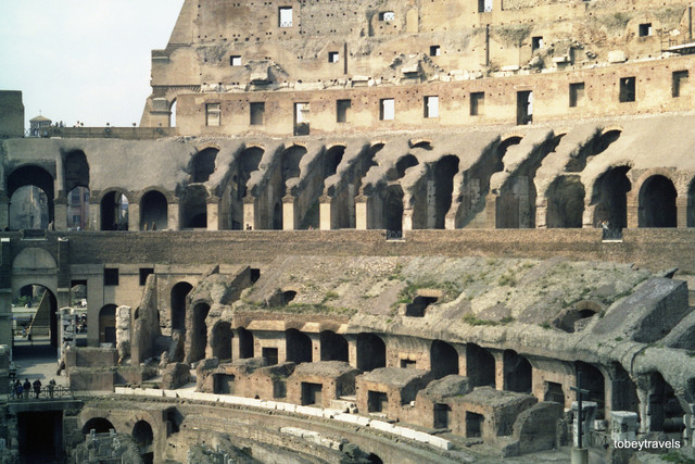 Du ngoạn thành phố Roma năm 1982 qua loạt ảnh hiếm - Hình 4 Du ngoan thanh pho Roma nam 1982 qua loat anh hiem-Hinh-4