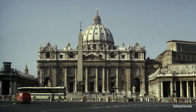 Du ngoạn thành phố Roma năm 1982 qua loạt ảnh hiếm - Hình 12 Du ngoan thanh pho Roma nam 1982 qua loat anh hiem-Hinh-12