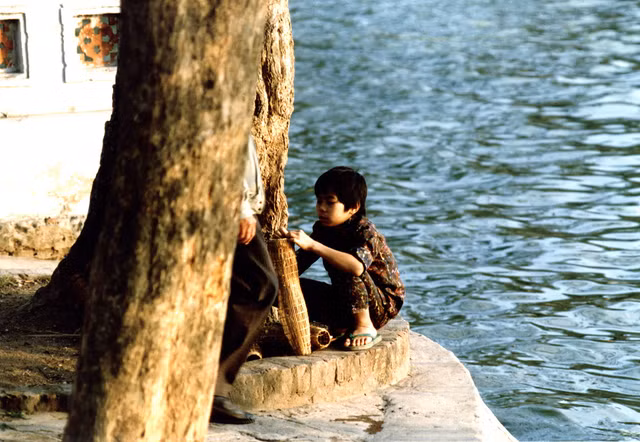 Ho Hoan Kiem nam 1990 cuc moc mac qua loat anh quy-Hinh-8