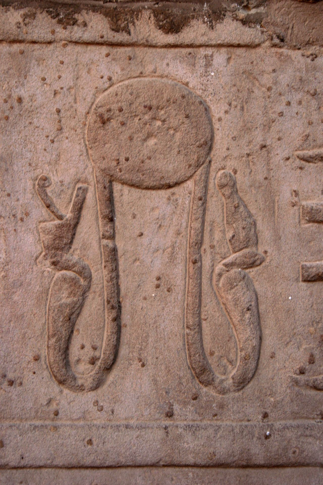 Những bất ngờ về biểu tượng vương quyền của các pharaoh Ai Cập - Hình 6 Nhung bat ngo ve bieu tuong vuong quyen cua cac pharaoh Ai Cap-Hinh-6