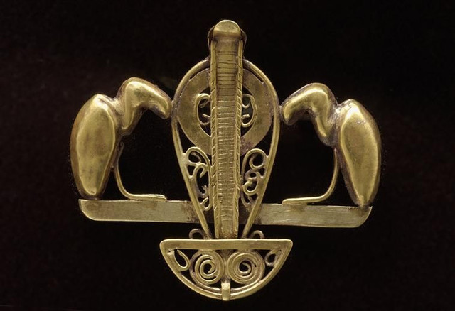 Những bất ngờ về biểu tượng vương quyền của các pharaoh Ai Cập - Hình 4 Nhung bat ngo ve bieu tuong vuong quyen cua cac pharaoh Ai Cap-Hinh-4