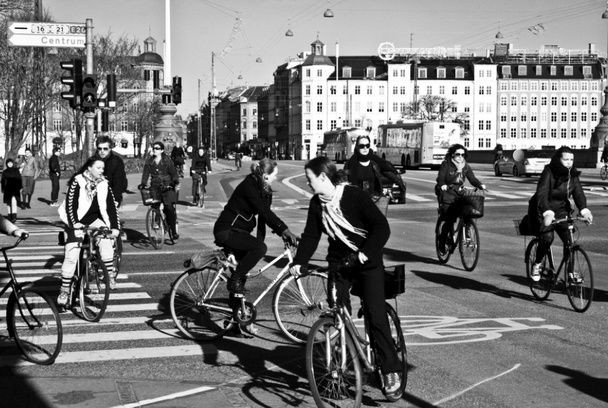 Nhin lai nhung chiec xe dau tien cua nhan loai