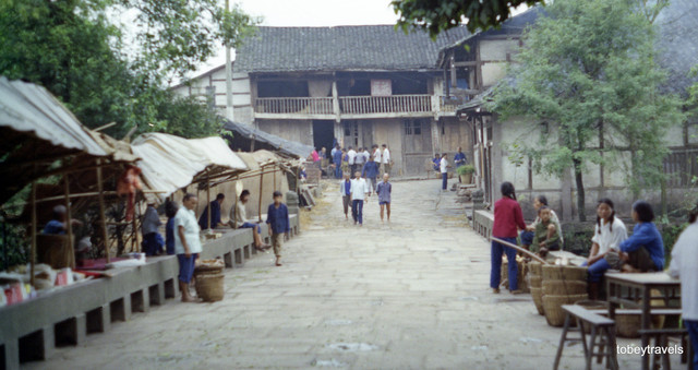 Cận cảnh cuộc sống ở nông thôn Trung Quốc năm 1984 - Hình 4 Can canh cuoc song o nong thon Trung Quoc nam 1984-Hinh-4
