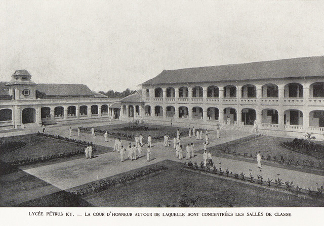 Một thế kỷ trước các ngôi trường ở Sài Gòn trông như thế nào? - Hình 2 Mot the ky truoc cac ngoi truong o Sai Gon trong nhu the nao?-Hinh-2
