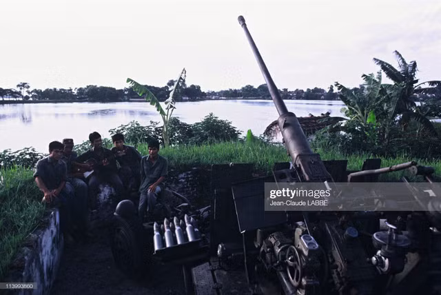 Anh cuoc song doi thuong Ha Noi nam 1994 qua ong kinh nguoi Phap-Hinh-8