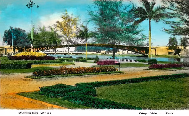 Hinh anh Cau Mong tru danh Sai Gon tren loat buu thiep tram tuoi-Hinh-10