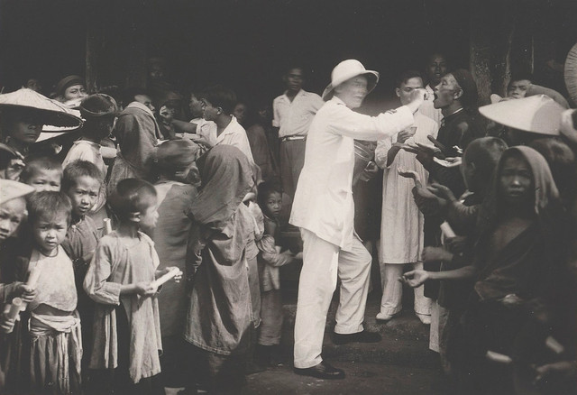 Loạt ảnh tư liệu hiếm về xứ Đông Dương những năm 1929-1930 Loat anh tu lieu hiem ve xu Dong Duong nhung nam 1929-1930