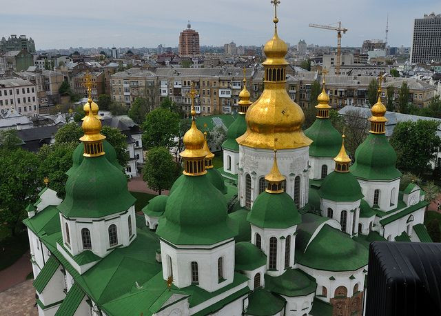 Bất ngờ về nhà thờ cổ nổi tiếng nhất đất nước Ukraine - Hình 6 Bat ngo ve nha tho co noi tieng nhat dat nuoc Ukraine-Hinh-6