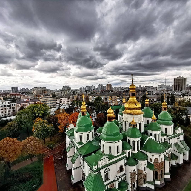 Bất ngờ về nhà thờ cổ nổi tiếng nhất đất nước Ukraine - Hình 4 Bat ngo ve nha tho co noi tieng nhat dat nuoc Ukraine-Hinh-4