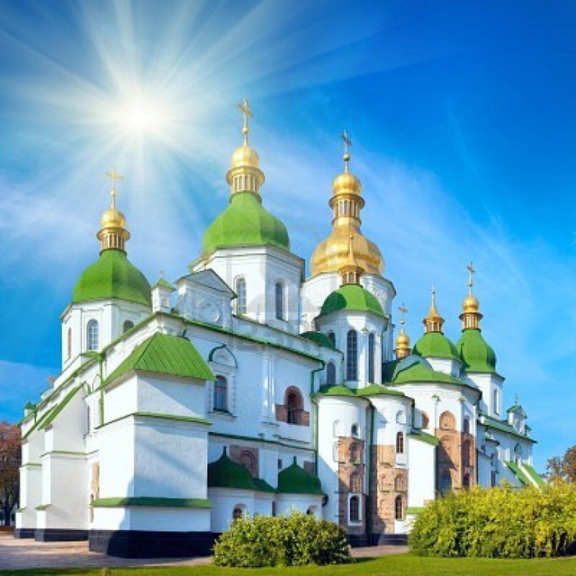 Bất ngờ về nhà thờ cổ nổi tiếng nhất đất nước Ukraine - Hình 9 Bat ngo ve nha tho co noi tieng nhat dat nuoc Ukraine-Hinh-9