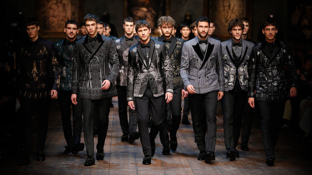 Những thương hiệu thời trang nam xa xỉ nhất thế giới - Hình 6 Nhung thuong hieu thoi trang nam xa xi nhat the gioi-Hinh-6