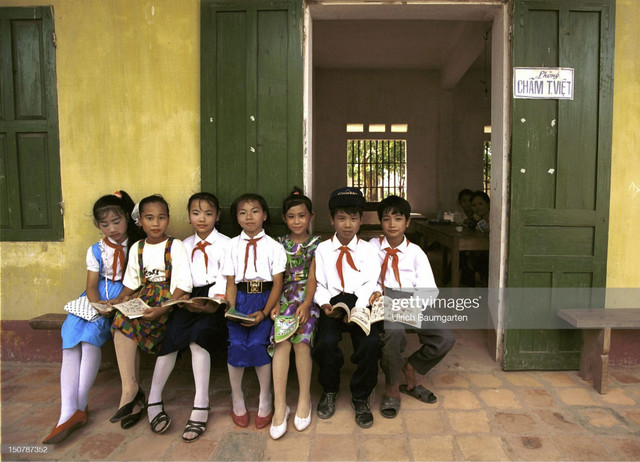 Anh quy ve Ha Noi va Sai Gon nam 1994-Hinh-5