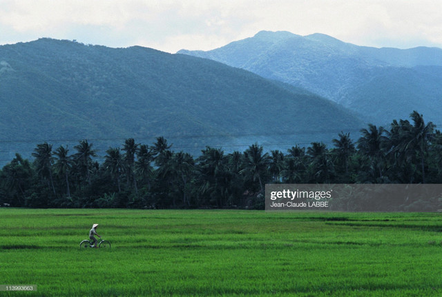 Cuộc sống thân thương ở nông thôn Việt Nam đầu thập niên 1990 - Hình 16 Cuoc song than thuong o nong thon Viet Nam dau thap nien 1990-Hinh-16