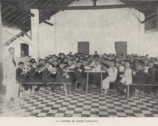 Hình quý hiếm về các nhà giáo Việt Nam một thế kỷ trước - Hình 5 Hinh quy hiem ve cac nha giao Viet Nam mot the ky truoc-Hinh-5