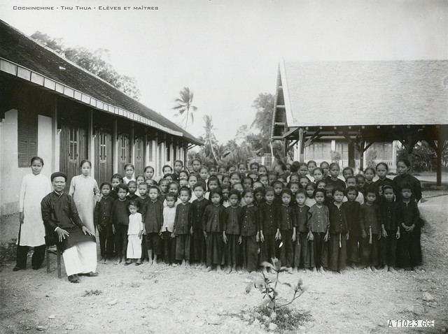 Hình quý hiếm về các nhà giáo Việt Nam một thế kỷ trước - Hình 4 Hinh quy hiem ve cac nha giao Viet Nam mot the ky truoc-Hinh-4