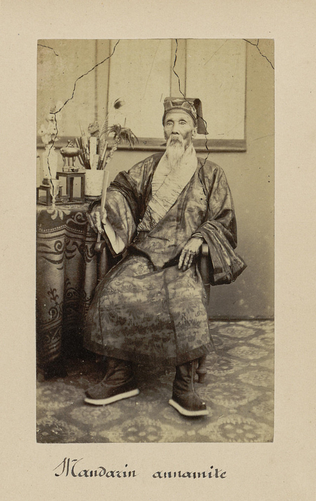 Loạt ảnh chân dung đặc biệt của quan lại Việt Nam cuối thế kỷ 19 - Hình 7 Loat anh chan dung dac biet cua quan lai Viet Nam cuoi the ky 19-Hinh-7