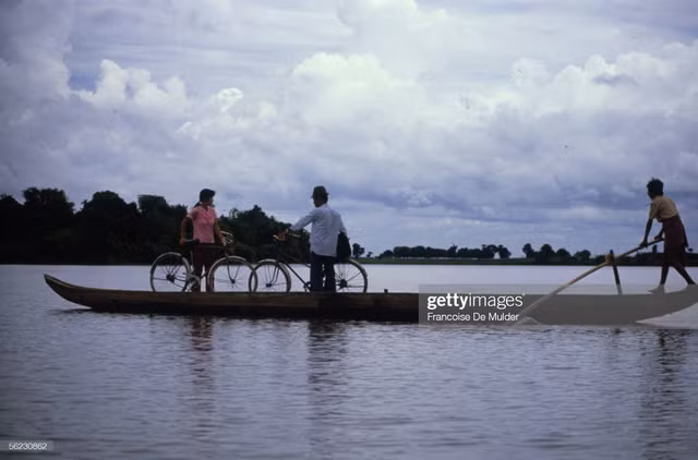 Phnom Penh nam 1989 cuc binh yen qua anh cua nguoi Phap-Hinh-10