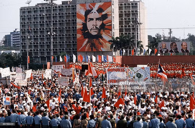 Cuoc song nhon nhip o thu do Cuba nam 1988-Hinh-10