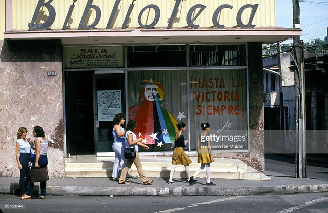 Cuộc sống nhộn nhịp ở thủ đô Cuba năm 1988 - Hình 6 Cuoc song nhon nhip o thu do Cuba nam 1988-Hinh-6