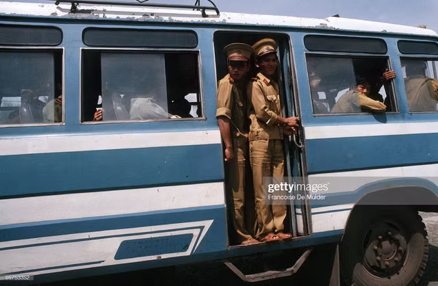 Giao thong o Ha Noi nam 1989 cuc thu vi qua ong kinh nguoi Phap