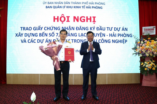 Soi chủ đầu tư bến cảng gần 13.000 tỷ ở Hải Phòng Soi chu dau tu ben cang gan 13.000 ty o Hai Phong
