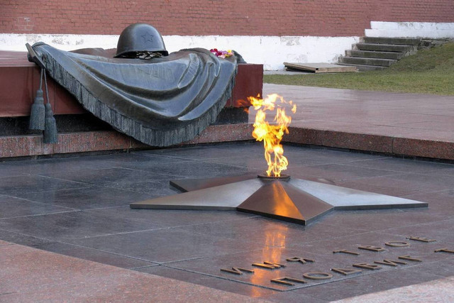 Tận mục những thành phố anh hùng của Liên Xô trong chiến tranh Vệ quốc - Hình 8 Tan muc nhung thanh pho anh hung cua Lien Xo trong chien tranh Ve quoc-Hinh-8