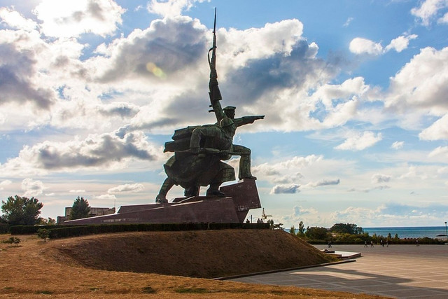 Tận mục những thành phố anh hùng của Liên Xô trong chiến tranh Vệ quốc - Hình 11 Tan muc nhung thanh pho anh hung cua Lien Xo trong chien tranh Ve quoc-Hinh-11