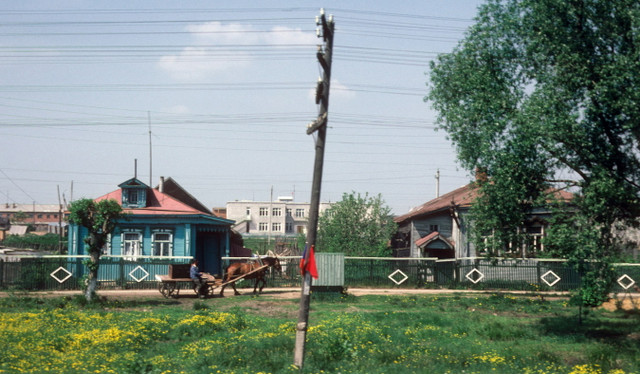 Khám phá cuộc sống ở thành phố cổ nổi tiếng nước Nga năm 1985 - Hình 4 Kham pha cuoc song o thanh pho co noi tieng nuoc Nga nam 1985-Hinh-4