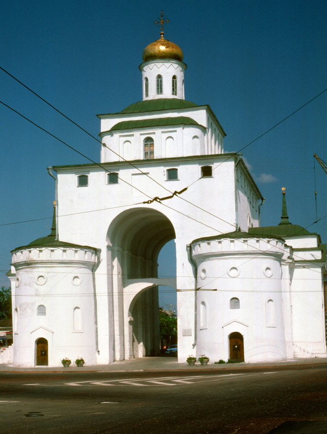 Khám phá cuộc sống ở thành phố cổ nổi tiếng nước Nga năm 1985 - Hình 10 Kham pha cuoc song o thanh pho co noi tieng nuoc Nga nam 1985-Hinh-10