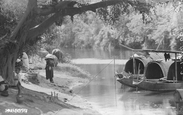 Ngắm sông An Cựu ở Cố đô Huế thập niên 1920 qua loạt ảnh hiếm - Hình 12 Ngam song An Cuu o Co do Hue thap nien 1920 qua loat anh hiem-Hinh-12