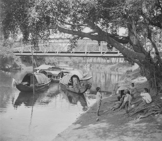 Ngắm sông An Cựu ở Cố đô Huế thập niên 1920 qua loạt ảnh hiếm - Hình 13 Ngam song An Cuu o Co do Hue thap nien 1920 qua loat anh hiem-Hinh-13
