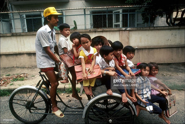 Loạt ảnh thú vị về giao thông ở TP. HCM năm 1991 - Hình 9 Loat anh thu vi ve giao thong o TP. HCM nam 1991-Hinh-9