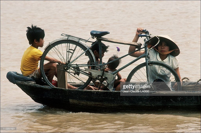 Loạt ảnh thú vị về giao thông ở TP. HCM năm 1991 - Hình 7 Loat anh thu vi ve giao thong o TP. HCM nam 1991-Hinh-7