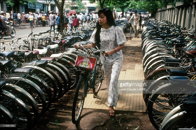 Loạt ảnh thú vị về giao thông ở TP. HCM năm 1991 - Hình 12 Loat anh thu vi ve giao thong o TP. HCM nam 1991-Hinh-12