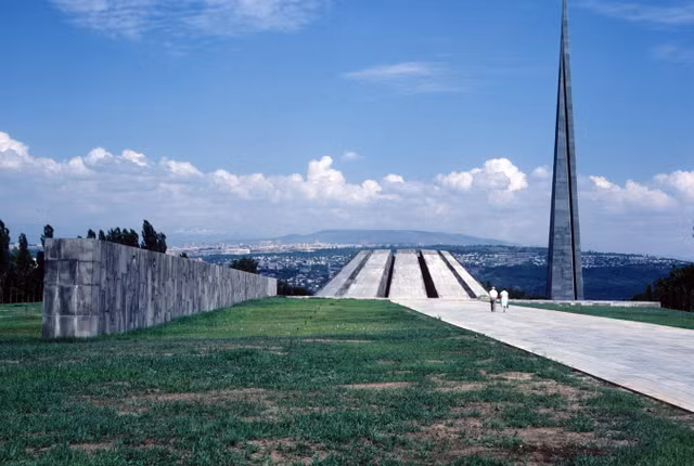 Kham pha thu do cua Armenia thoi con nam trong Lien Xo-Hinh-18