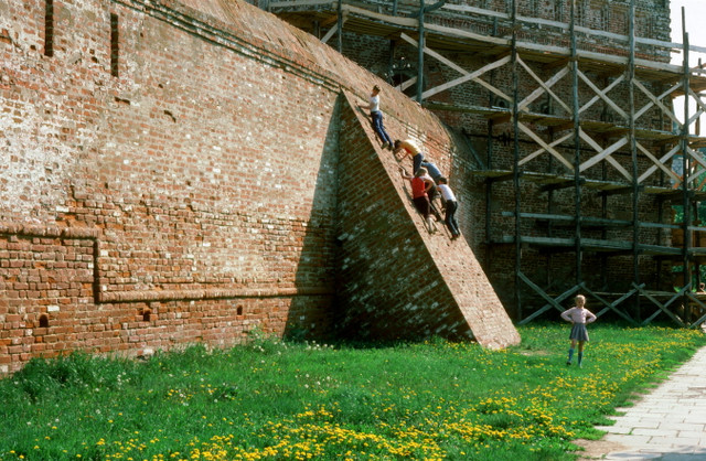 Cuộc sống bình yên ở miền quê Liên Xô năm 1985 qua loạt ảnh hiếm - Hình 14 Cuoc song binh yen o mien que Lien Xo nam 1985 qua loat anh hiem-Hinh-14