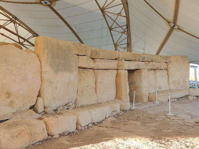 Điều đặc biệt ở ngôi đền cổ nhất thế giới Hagar Qim - Hình 8 Dieu dac biet o ngoi den co nhat the gioi Hagar Qim-Hinh-8