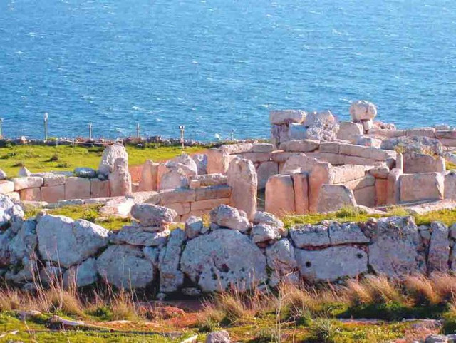 Điều đặc biệt ở ngôi đền cổ nhất thế giới Hagar Qim - Hình 7 Dieu dac biet o ngoi den co nhat the gioi Hagar Qim-Hinh-7