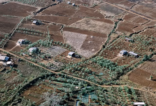 Anh doc ve Tay Nguyen hung vi va hoang so 50 nam truoc-Hinh-8