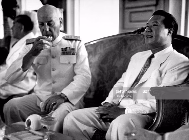 Anh ly thu ve vua Bao Dai qua ong kinh phong vien quoc te-Hinh-9