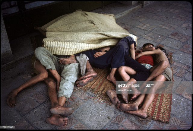 Ha Noi, Sai Gon thoi bao cap duoi tay may cua nhiep anh gia ngoai-Hinh-12