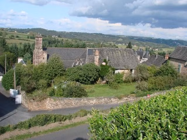 Ngam co ngoi xung tam cua Nam Phuong hoang hau o Phap-Hinh-3